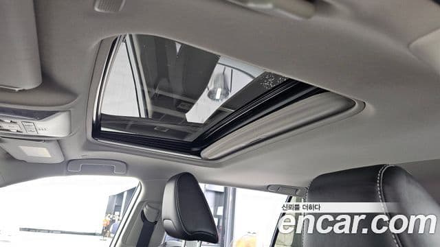 Toyota RAV4 2024 — Фото 19/20