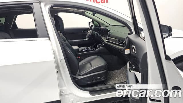 Kia Sportage 2021 — Şəkil 28/39