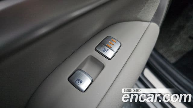 Genesis G70 2021 — Şəkil 25/33
