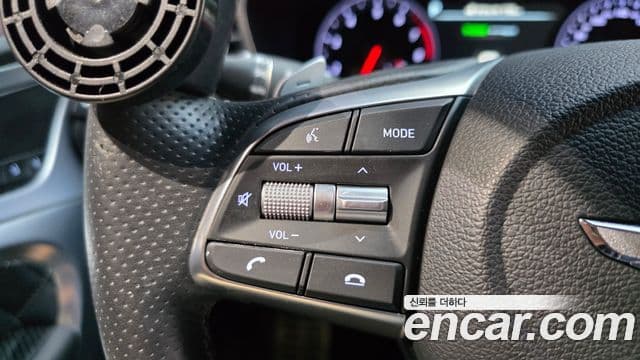 Genesis G70 2019 — Şəkil 15/33