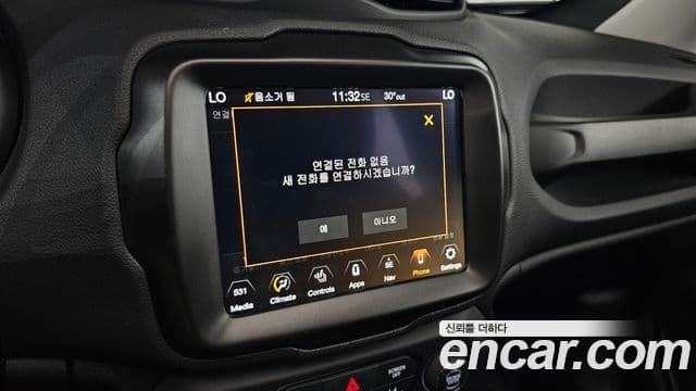 Jeep Renegade 2023 — Фото 20/20