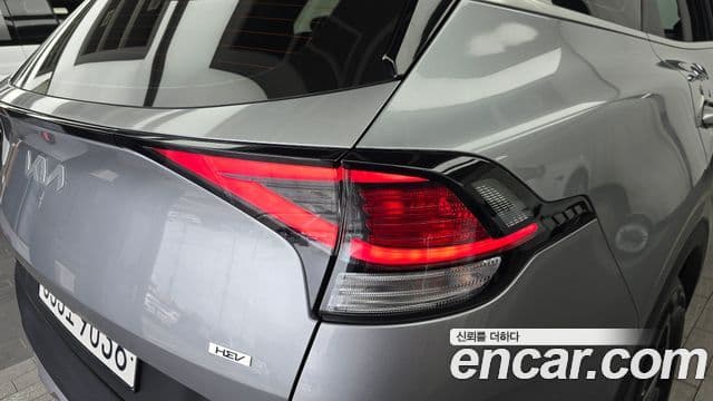 Kia Sportage 2022 — Şəkil 15/30