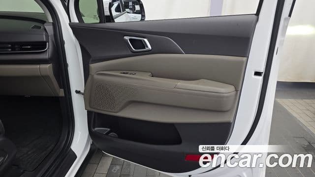 Kia Carnival 2024 — Şəkil 14/33