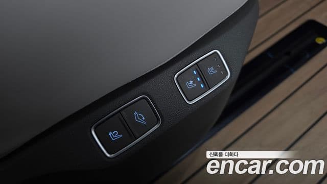 Hyundai Staria 2025 — Фото 19/20