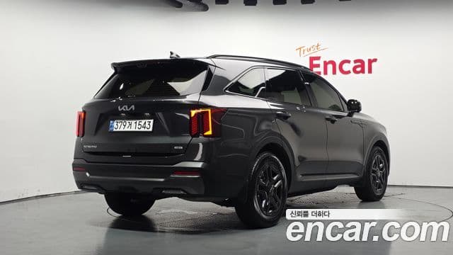 Kia Sorento 2024 — Фото 1/20