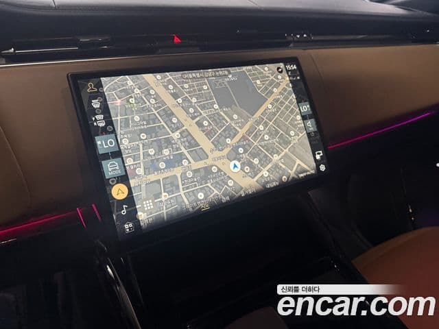 Land Rover Range Rover Sport 2025 — Фото 7/18