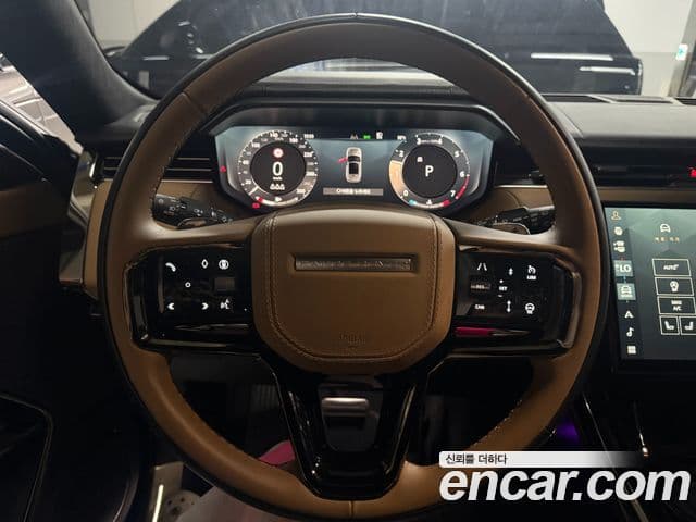 Land Rover Range Rover Sport 2025 — Фото 11/18