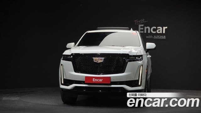 Cadillac Escalade 2021 — Photo 20/41