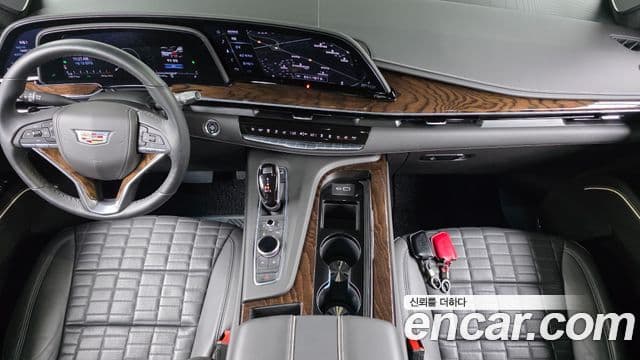 Cadillac Escalade 2021 — Photo 23/41