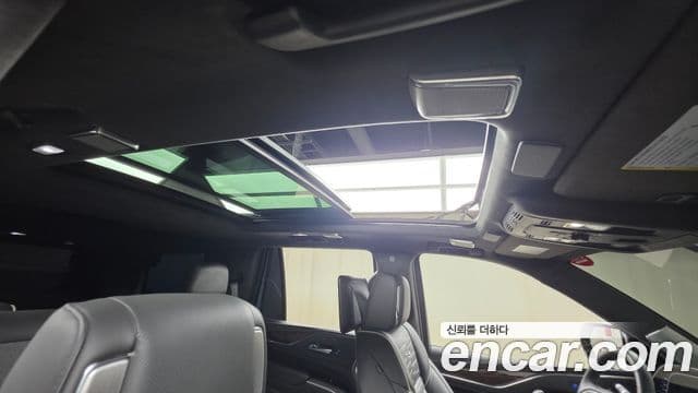 Cadillac Escalade 2021 — Photo 4/41