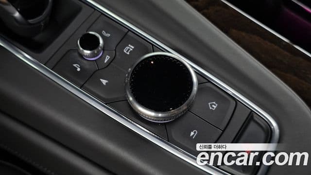 Cadillac Escalade 2021 — Photo 22/41