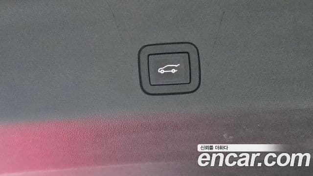 Cadillac Escalade 2021 — Photo 8/41