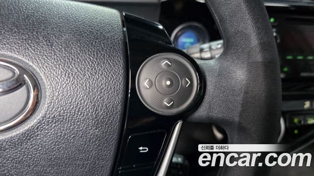 Toyota Prius C 2019 — Şəkil 5/35