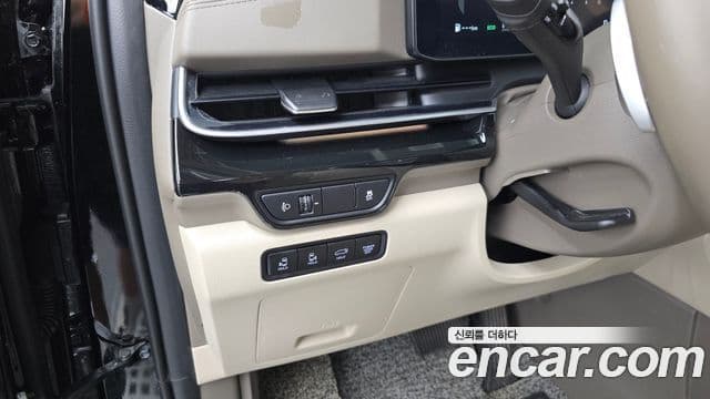 Kia Carnival 2024 — Şəkil 11/36