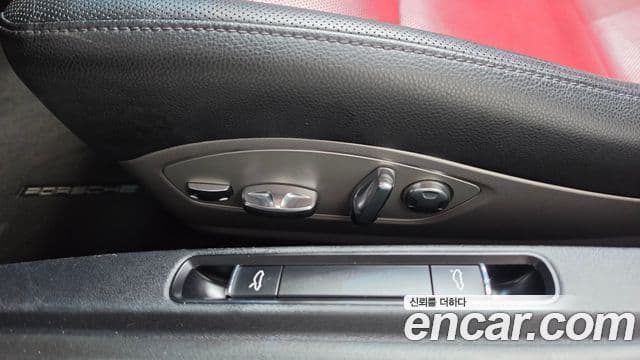Porsche 718 Boxster 2018 — Şəkil 29/35