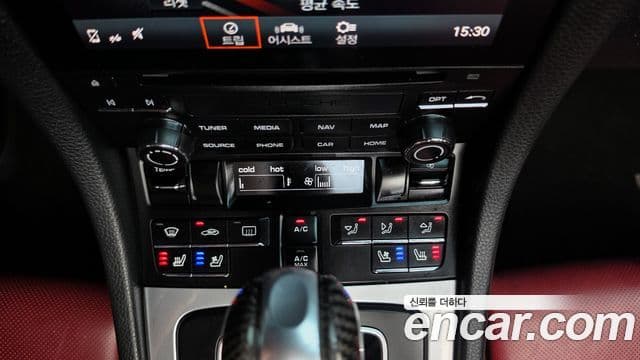 Porsche 718 Boxster 2018 — Şəkil 23/35