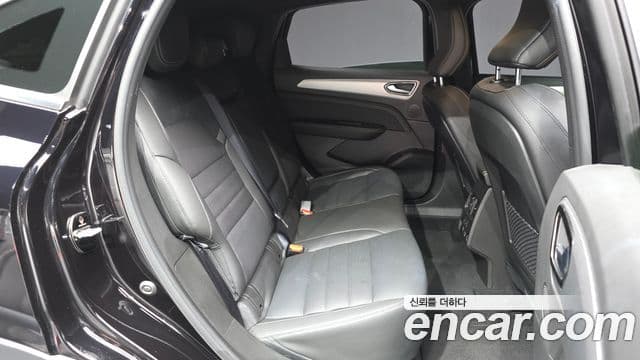 Renault Samsung Arkana 2025 — Фото 12/20