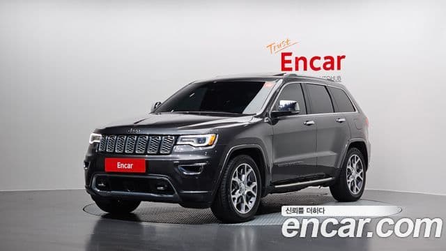 Jeep Grand Cherokee 2021 — Şəkil 10/20