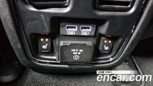 Jeep Grand Cherokee 2021 — Şəkil 17/20