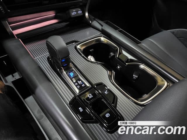 Lexus RX500h 2025 — Photo 11/20