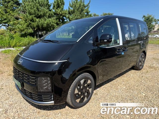 Hyundai Staria 2026 — ფოტო 8/20