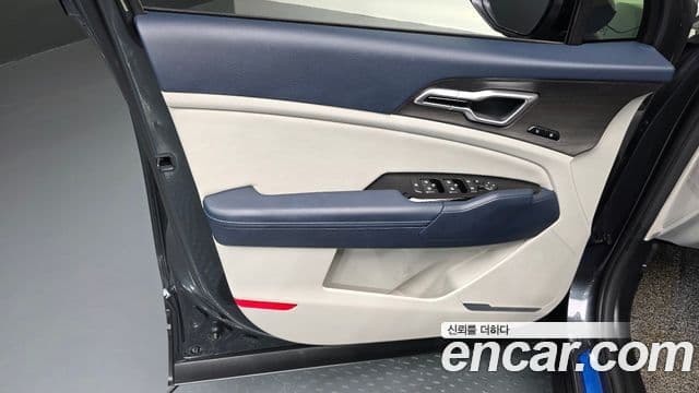 Kia Sportage 2023 — Photo 14/32