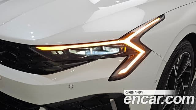 Kia K5 2025 — Photo 6/41