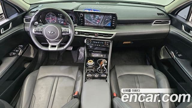 Kia K5 2020 — ფოტო 7/20