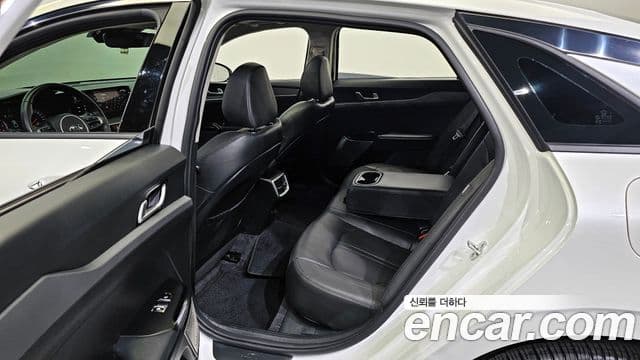 Kia K5 2020 — ფოტო 12/20