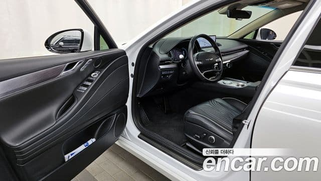 Genesis Electrified G80 2020 — ფოტო 9/20