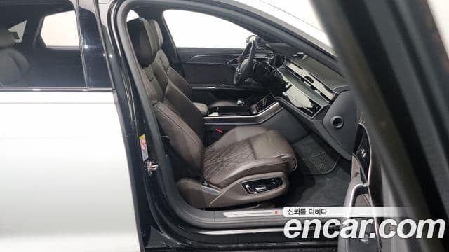 Audi A8 2020 — ფოტო 10/20