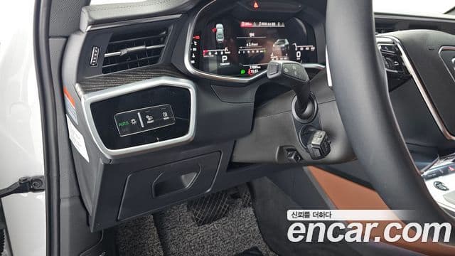 Audi A6 2023 — фото 13 из 20