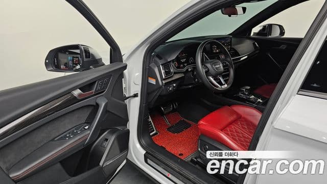Audi SQ5 2021 — Şəkil 9/20