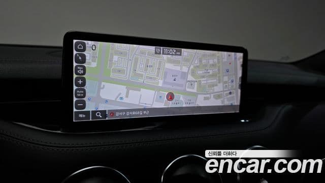 Kia Stinger 2020 — ფოტო 14/20