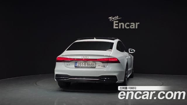 Audi A7 2021 — Şəkil 4/20