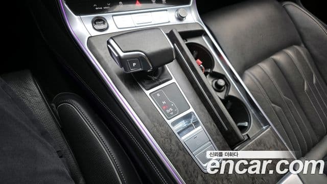 Audi A7 2021 — Şəkil 9/20