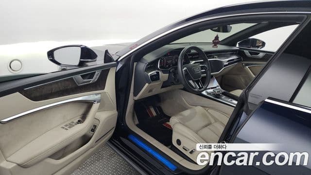 Audi A7 2021 — ფოტო 10/20