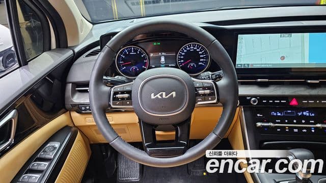 Kia Carnival 2023 — Şəkil 13/20
