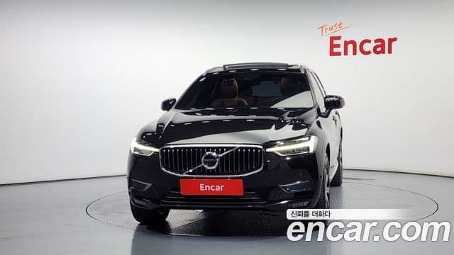 Volvo XC60 2020 — Photo 12/20