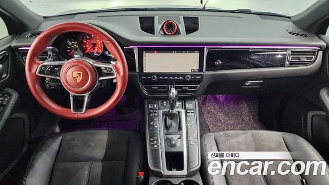 Porsche Macan 2019 — ფოტო 7/20