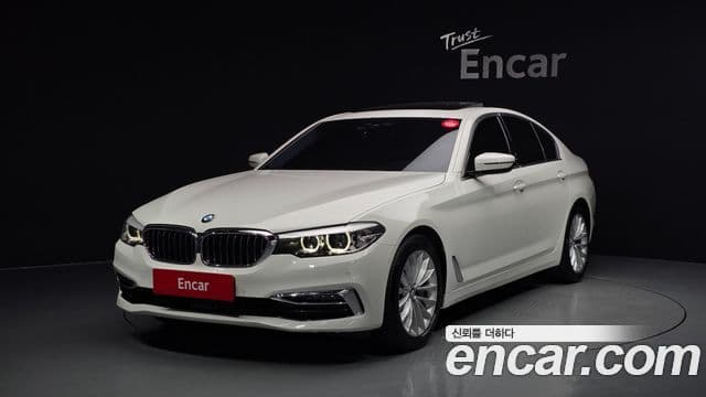 BMW 5 Series 2019 — Şəkil 1/20