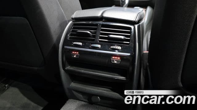 BMW 5 Series 2019 — Şəkil 19/20