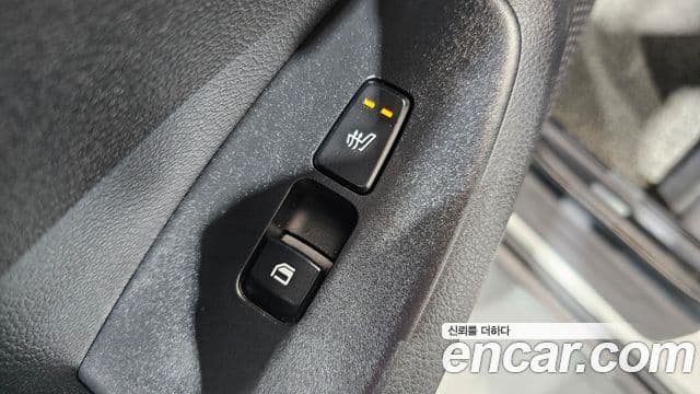 Kia Seltos 2020 — ფოტო 19/20