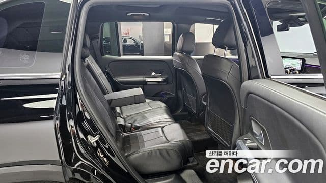 Mercedes-Benz GLB-Class 2020 — фото 12 из 20