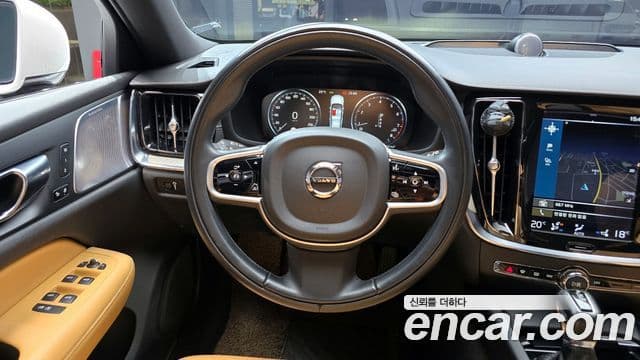 Volvo V60 Cross Country 2020 — Şəkil 20/20