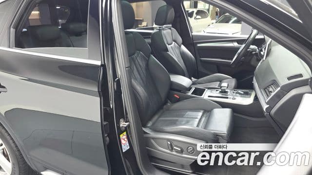 Audi Q5 2020 — фото 10 из 20