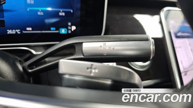 Mercedes-Benz S-Class 2021 — Photo 13/20
