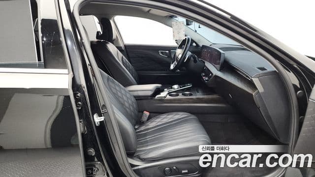 Kia K8 2021 — ფოტო 11/20
