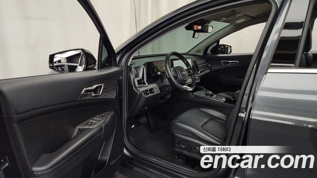 Kia Sportage 2023 — ფოტო 10/20