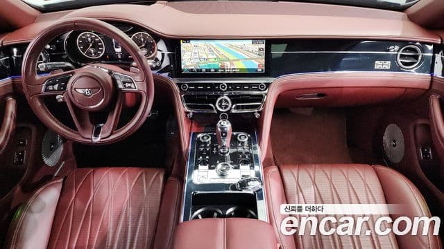 Bentley Flying Spur 2020 — ფოტო 7/20